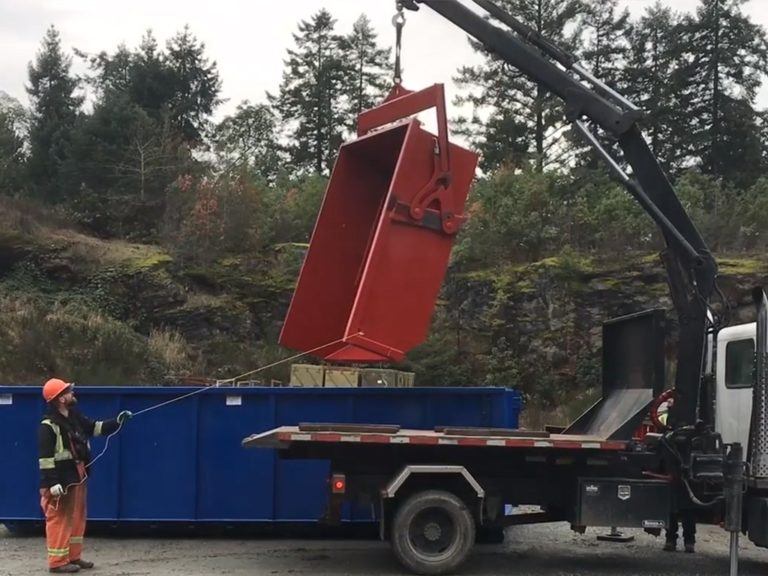 Self Dumping Crane Skip - SCS Manufacturing Inc.
